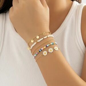 NEW Daisy Floral multicolor Beaded Chain Stack Bracelet
